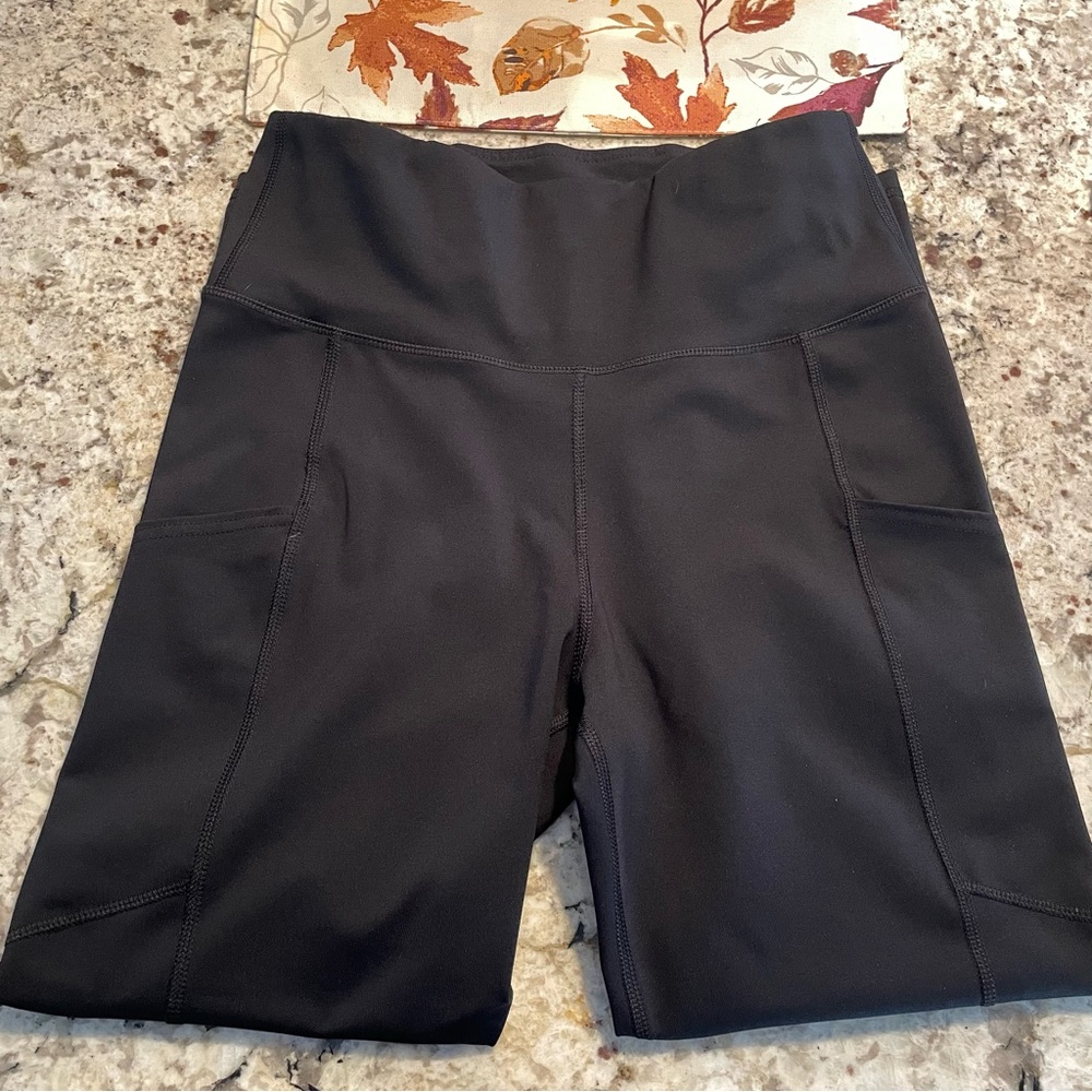 American Eagle Everything high waist pocket legging